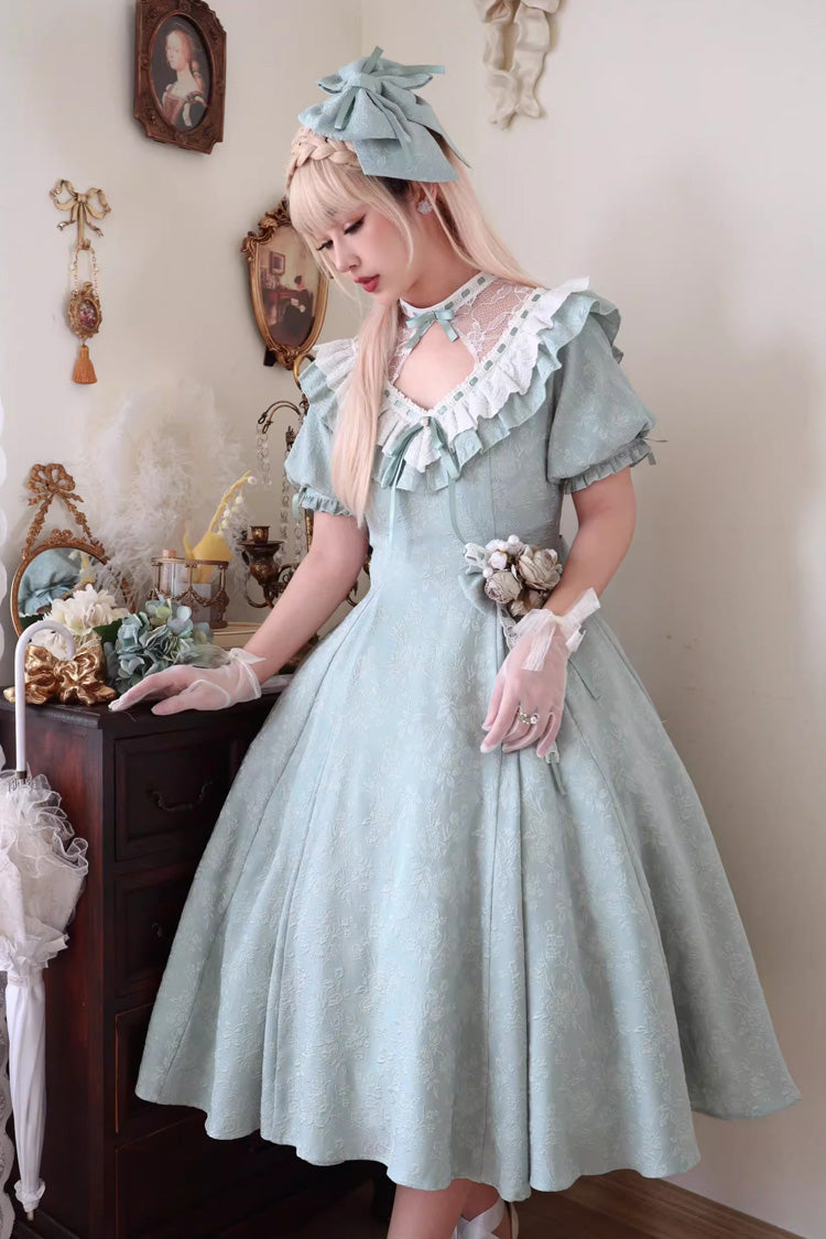 Subtly Elegant Dress with a Refined Vintage Look