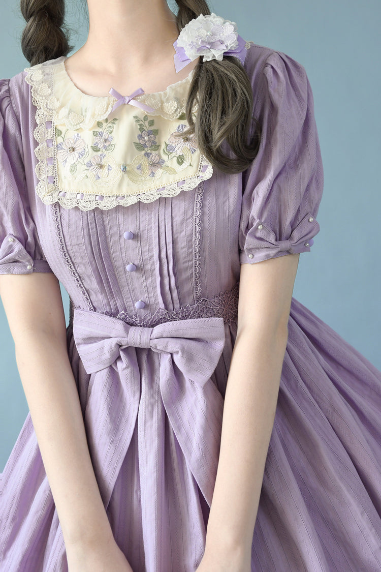 Casually Elegant Dress with a Refined Edge