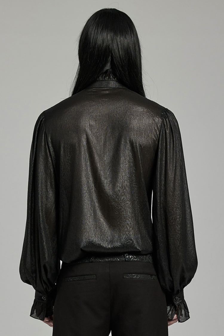 Beautifully Crafted Blouse in a Classic Style