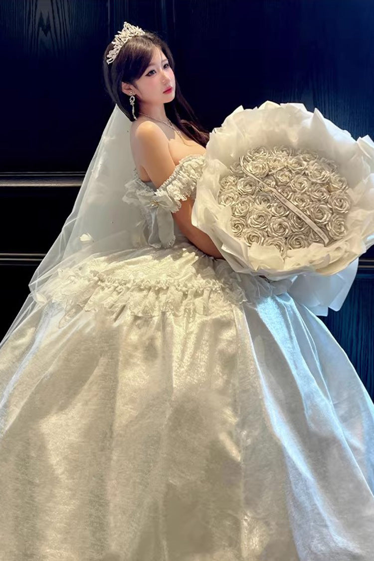Subtly Elegant Dress with a Refined Vintage Look