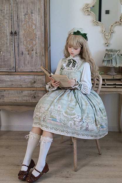 Subtly Elegant Dress with a Refined Vintage Look