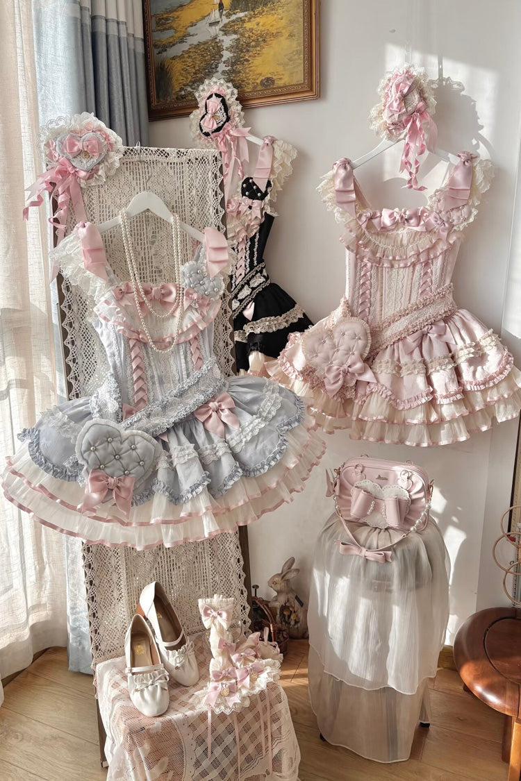 Finely Styled Dress with a Classic Vintage Look