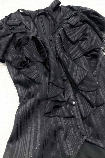 Sophisticated Blouse with a Clean Classic Look