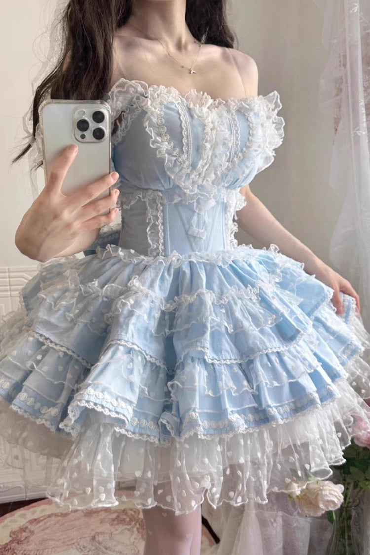Finely Styled Dress with a Classic Vintage Look