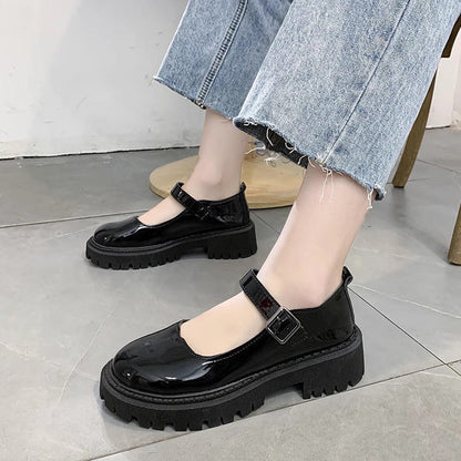 Thoughtfully Designed Shoes in a Timeless Style