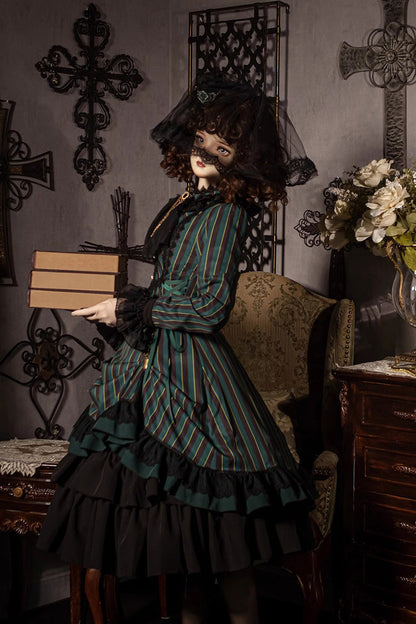 Thoughtfully Designed Dress in a Timeless Style