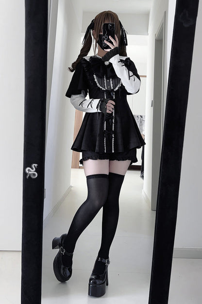 Casually Elegant Dress with a Refined Edge