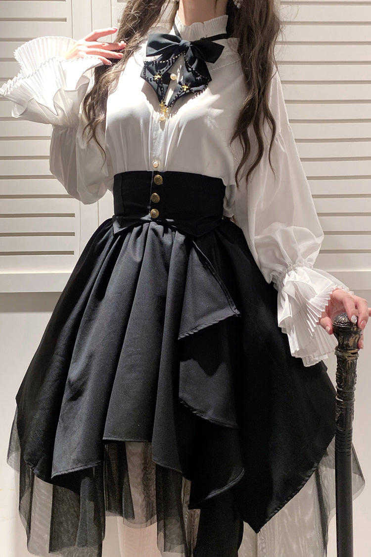 Casually Elegant Garment with a Refined Edge
