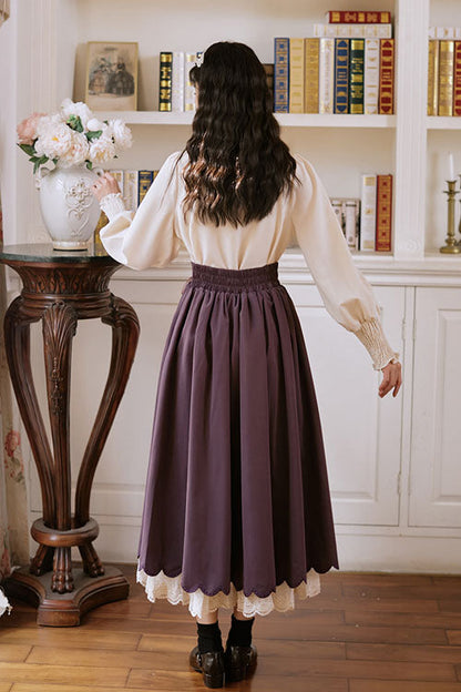 Finely Styled Dress with a Classic Vintage Look