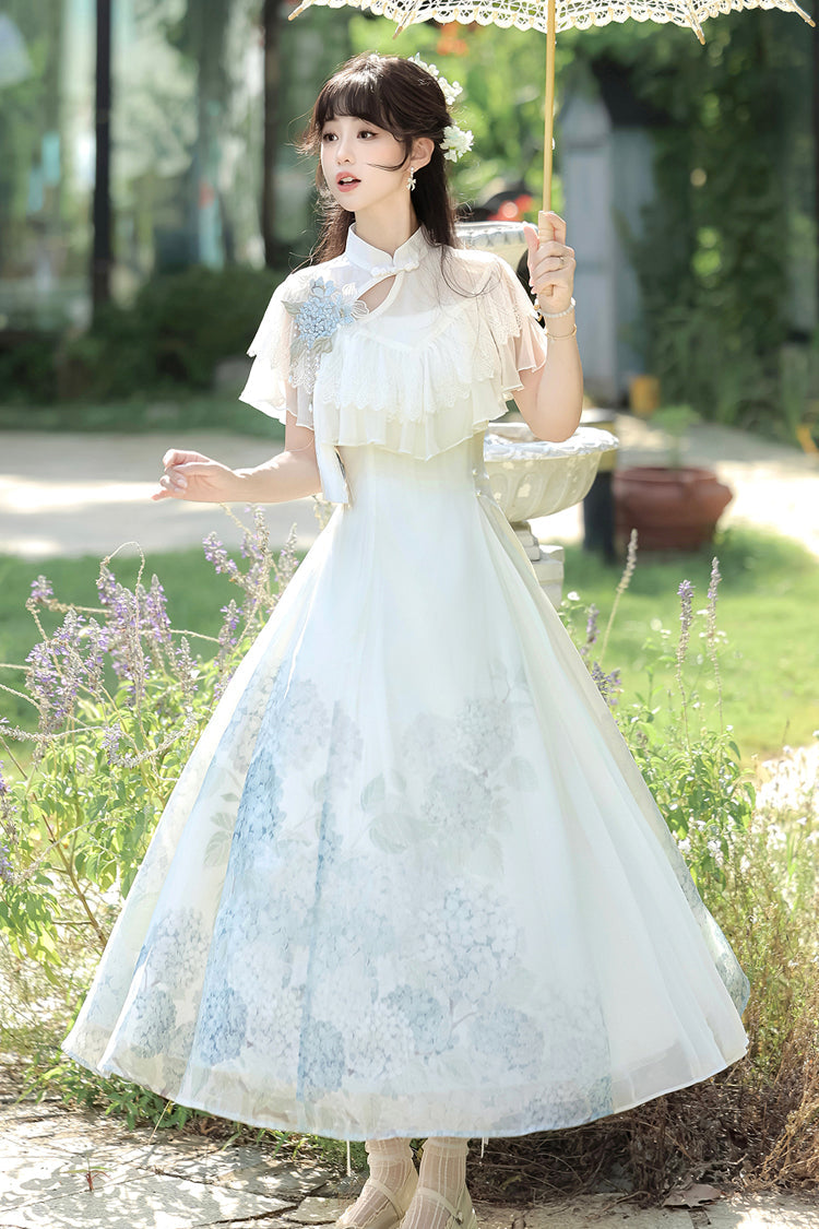 Finely Styled Dress with a Classic Vintage Look