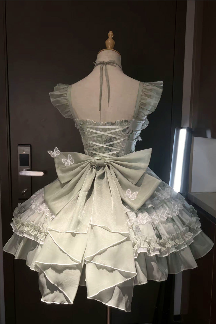 Finely Styled Dress with a Classic Vintage Look