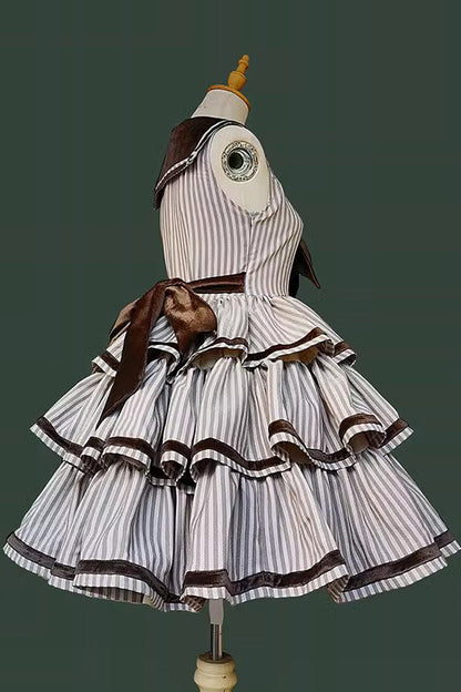 Classic Designed Dress in a Timeless Cut
