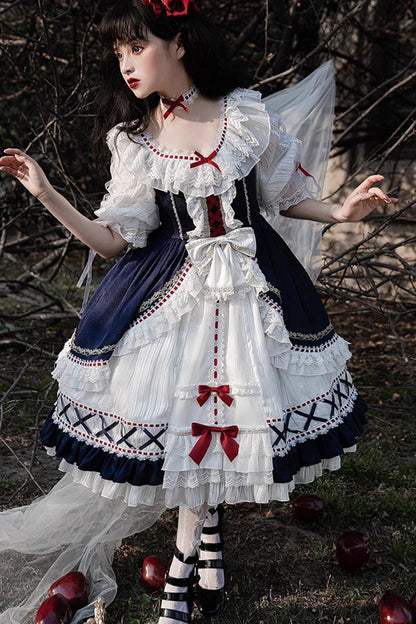 Beautifully Crafted Dress in a Classic Style
