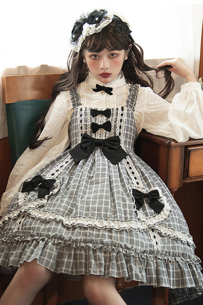 Vintage Style Dress with a Modern Fit