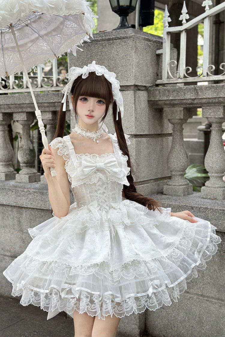 Finely Styled Dress with a Classic Vintage Look