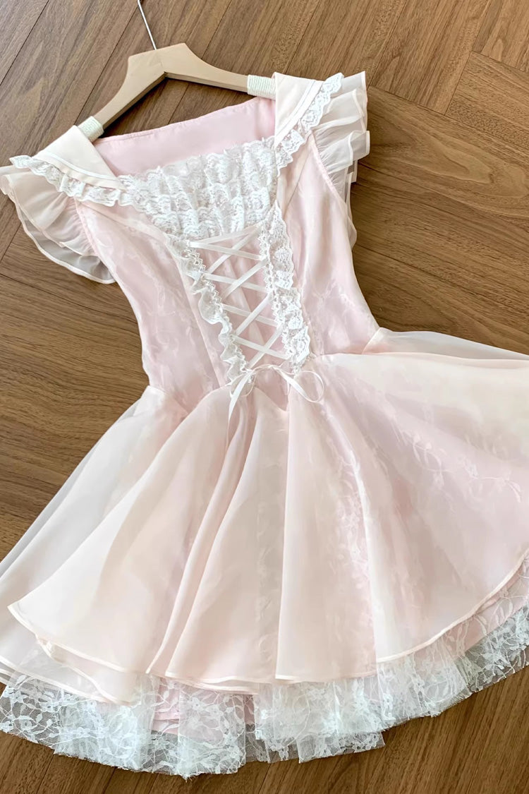 Subtly Elegant Dress with a Refined Vintage Look