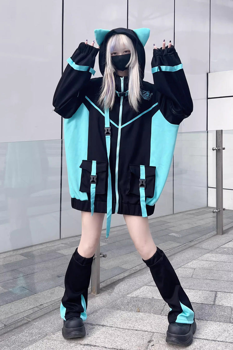 Casually Elegant Coat with a Refined Edge