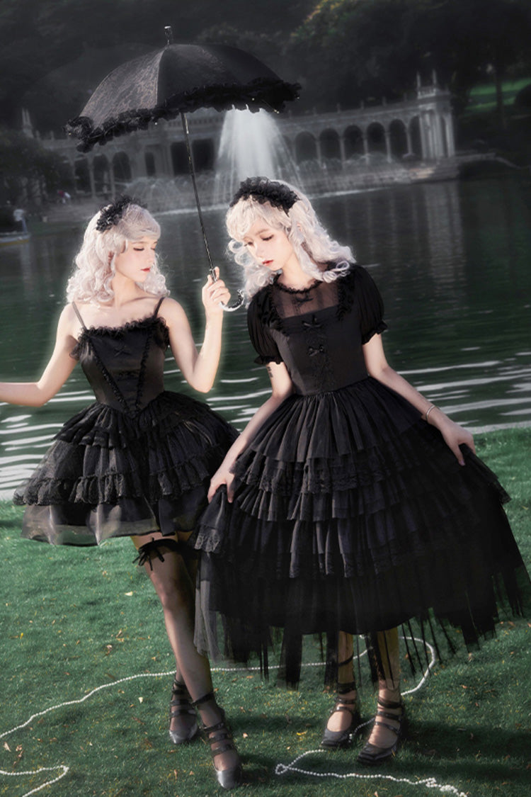 Finely Styled Dress with a Classic Vintage Look