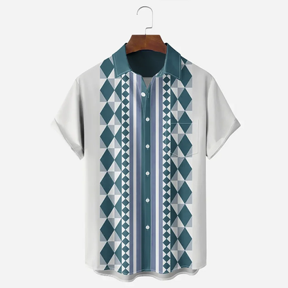 Finely Styled Shirt with a Classic Vintage Look