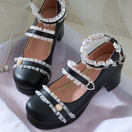 Subtly Elegant Shoes with a Refined Vintage Look