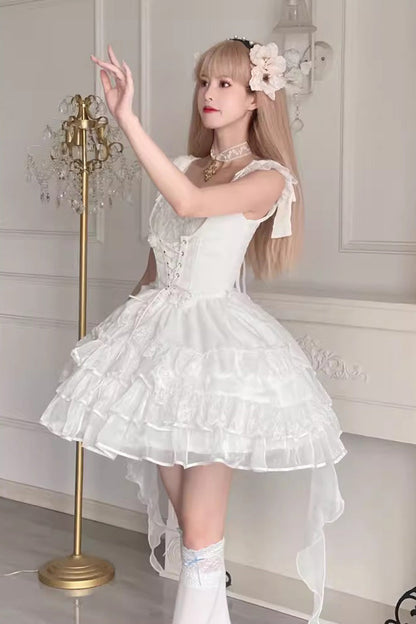 Beautifully Crafted Dress in a Classic Style