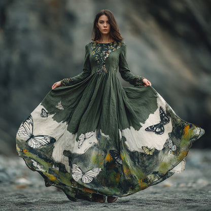 Finely Styled Dress with a Classic Vintage Look