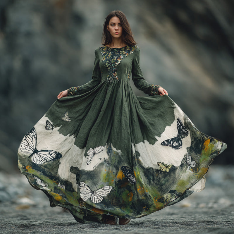 Finely Styled Dress with a Classic Vintage Look