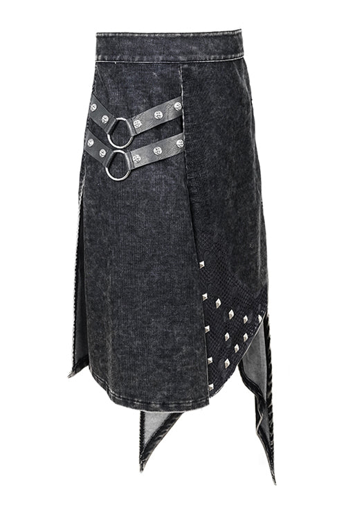 Casually Elegant Garment with a Refined Edge