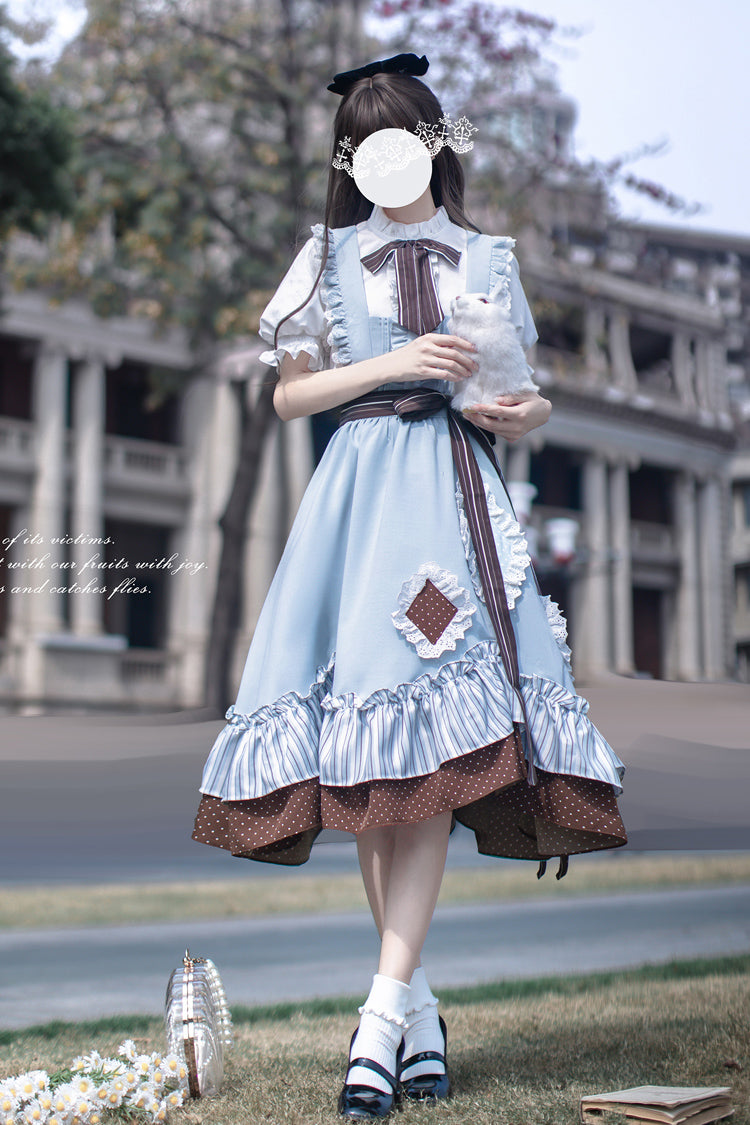 Thoughtfully Designed Dress in a Timeless Style