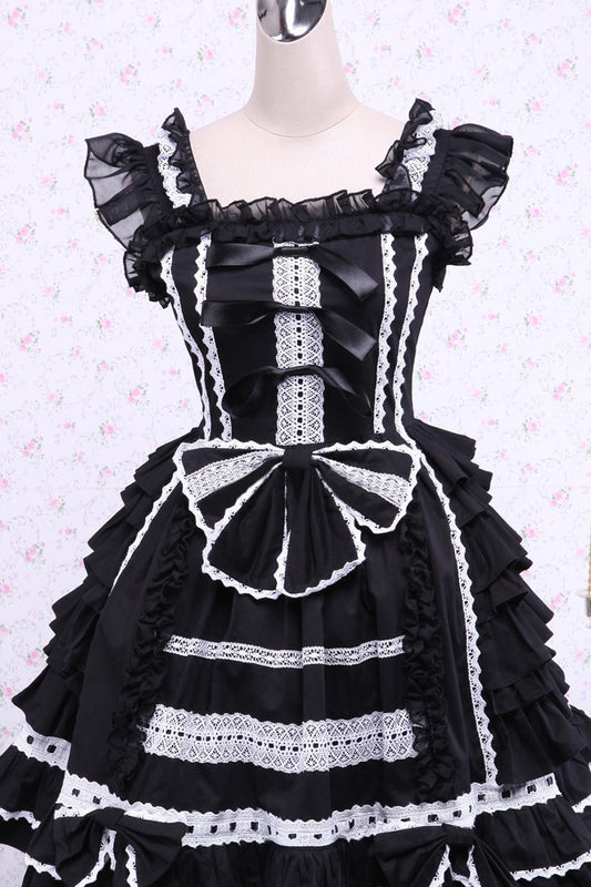 Casually Elegant Dress with a Refined Edge