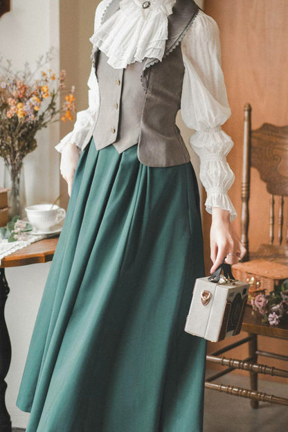 Finely Styled Garment with a Classic Vintage Look