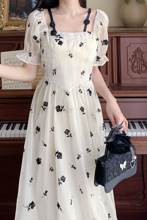 Subtly Elegant Dress with a Refined Vintage Look