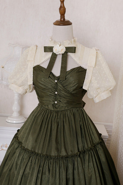 Beautifully Crafted Dress in a Classic Style