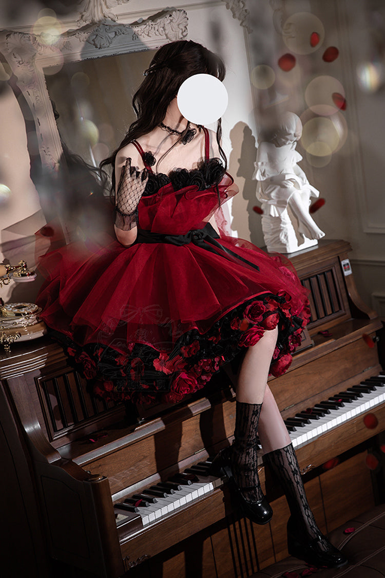 Subtly Elegant Dress with a Refined Vintage Look