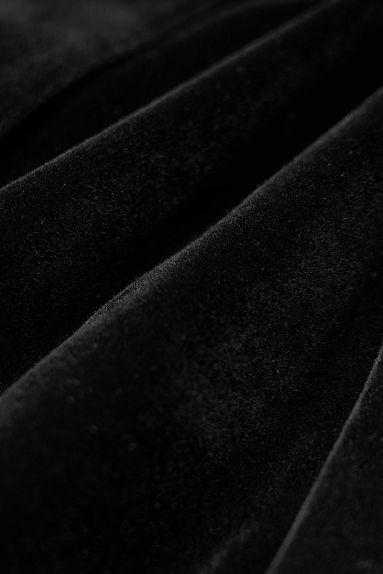 Classic Vintage Coat with a Flattering Fit