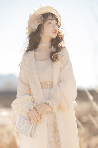 Beautifully Crafted Dress in a Classic Style