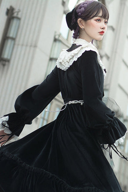 Vintage Style Dress with a Modern Fit