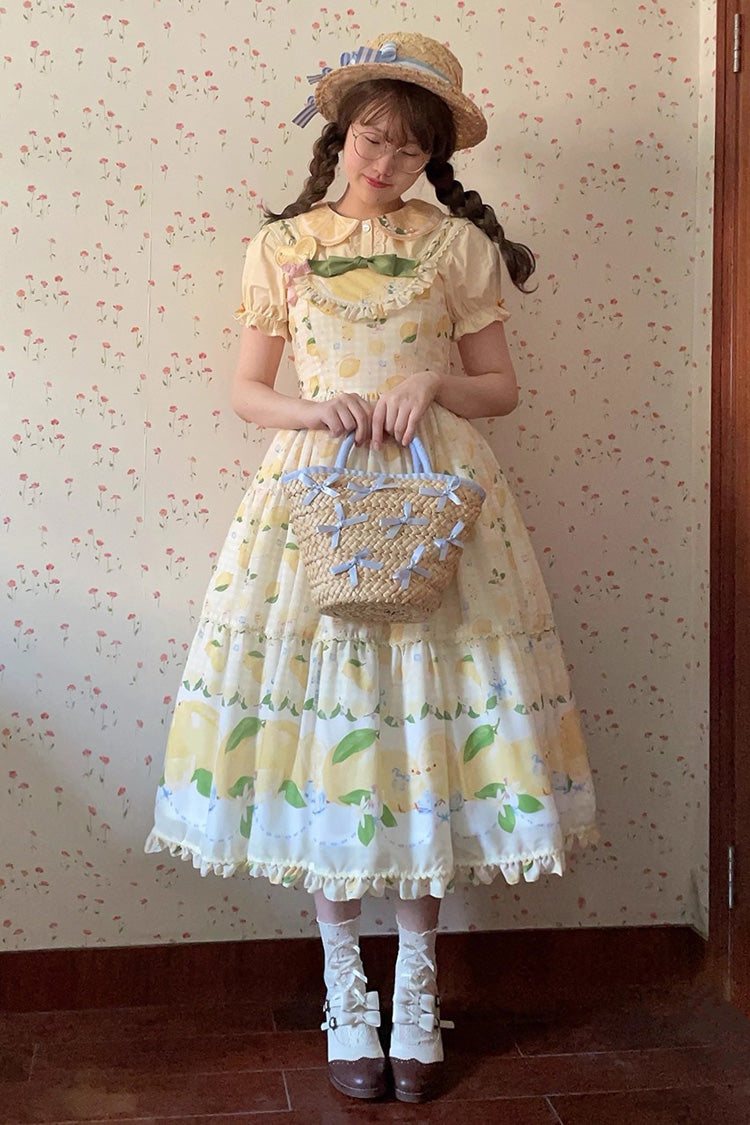 Finely Styled Dress with a Classic Vintage Look