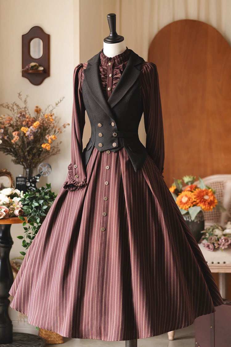 Classic Vintage Dress with a Flattering Fit