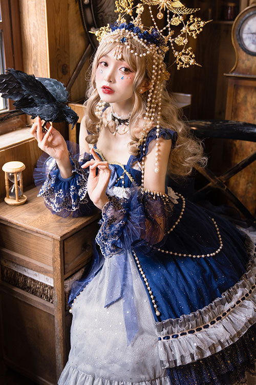 Subtly Elegant Dress with a Refined Vintage Look