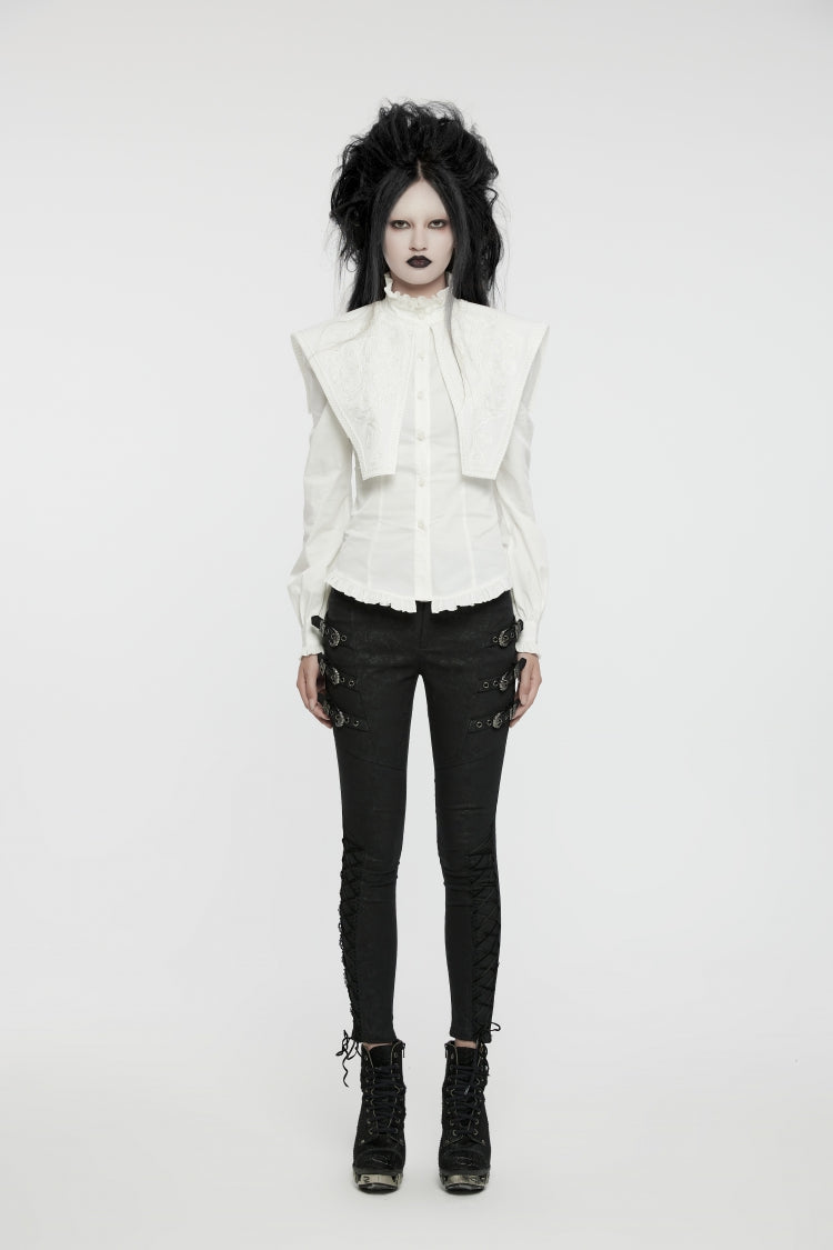 Casually Elegant Blouse with a Refined Edge
