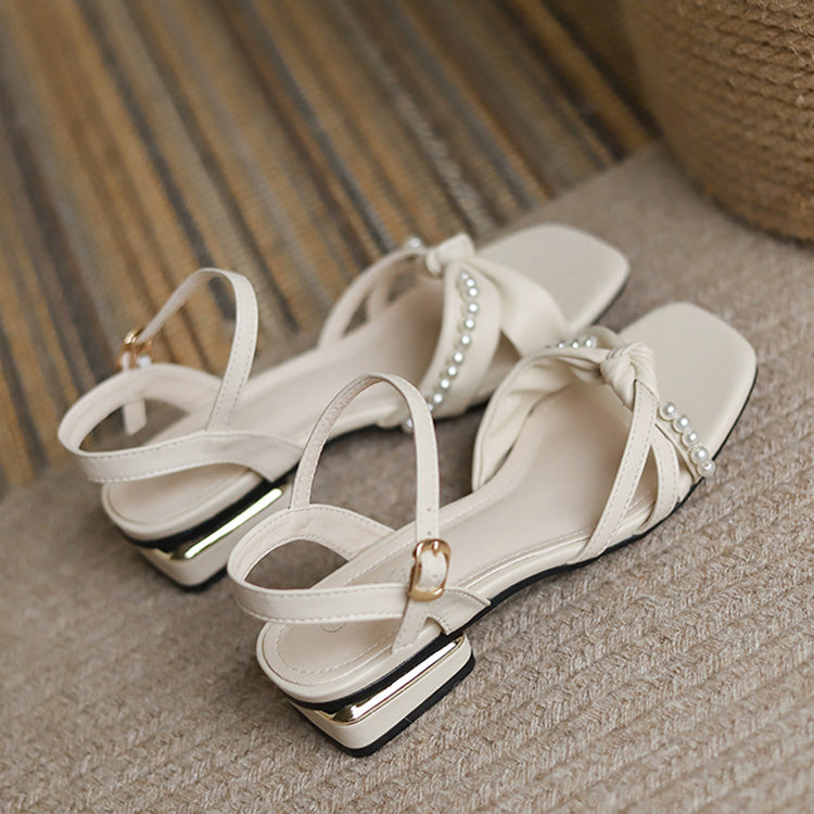 Casually Elegant Sandals with a Refined Edge