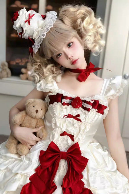 Finely Styled Dress with a Classic Vintage Look