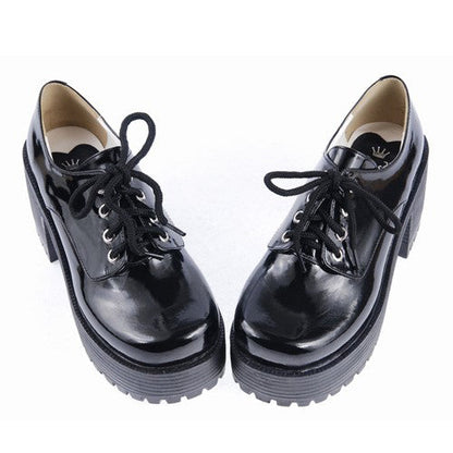 Sophisticated Shoes with a Clean Classic Look