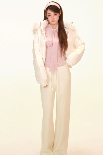 Cloud-like Twist Collar Top