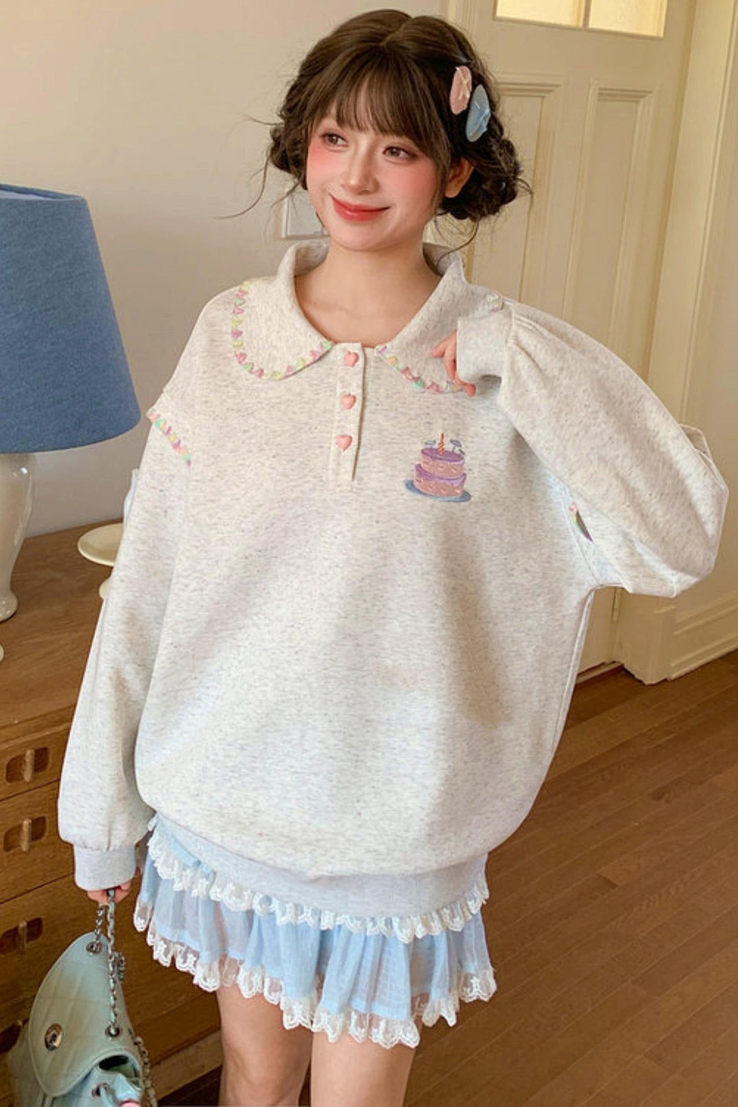 Doll Collar Loose Sweatshirt