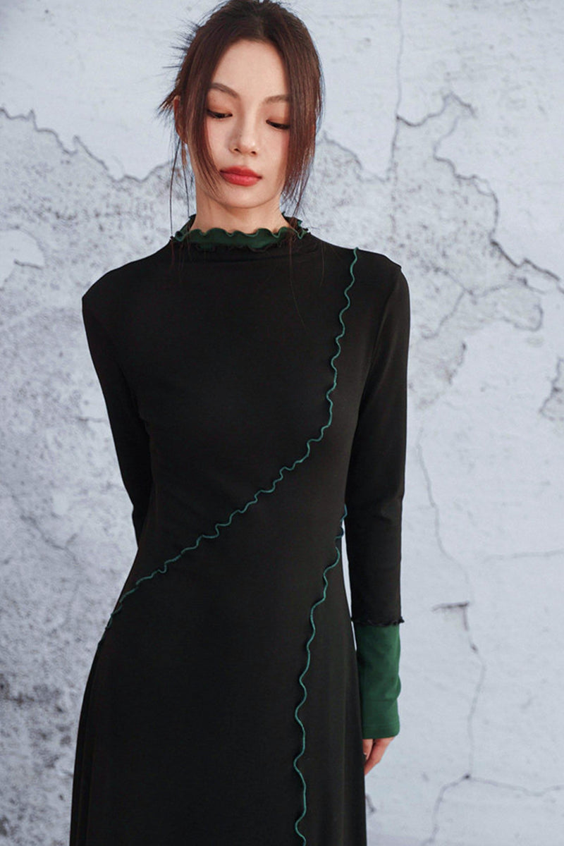Dark Mode Mellow Dress