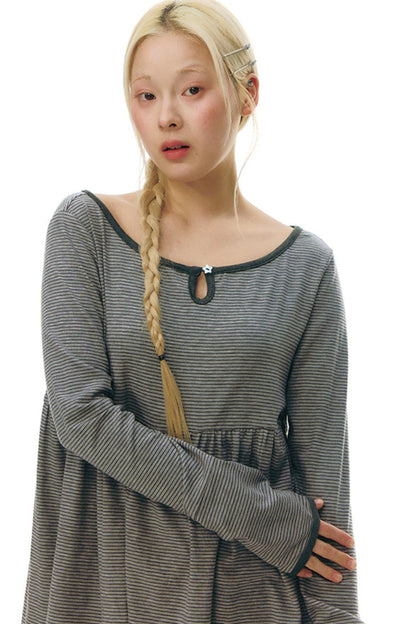 Color Block Flare Top With Neckline
