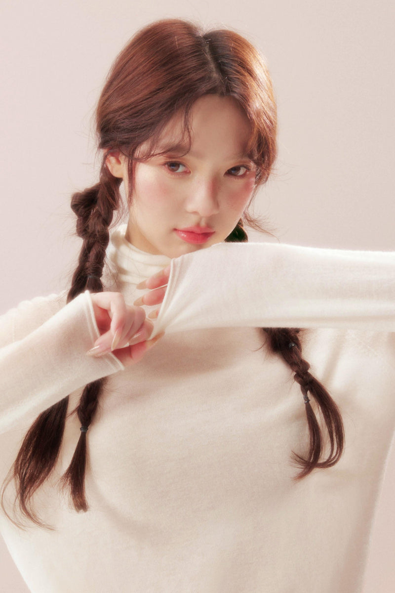 White Dream Island Wool Top