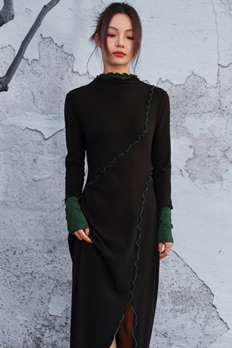 Dark Mode Mellow Dress